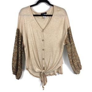 NWOT Botanique Cream Thermal Top w/ Leopard Sleeve
